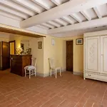 In Mit Terrasse- Garten Und Grill By Interhome Cortona